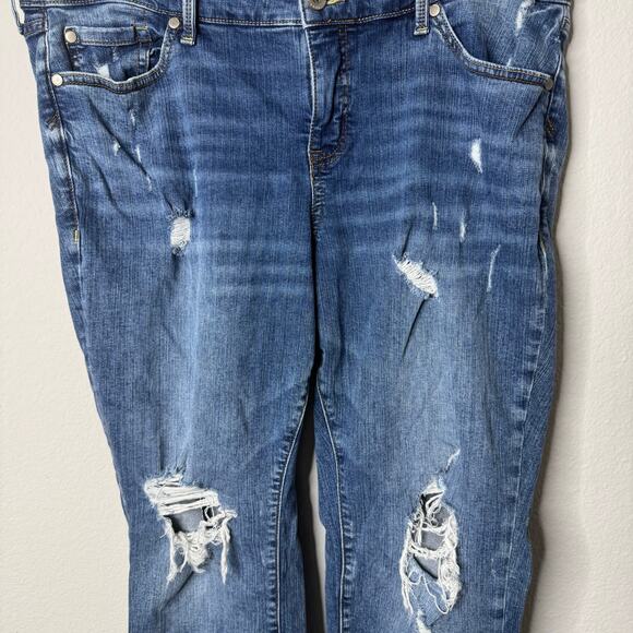 Torrid 18S Boyfriend Straight Distressed Vintage Stretch Jeans Medium Wash - Picture 2 of 12